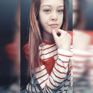 Meet your Posher, Kendra